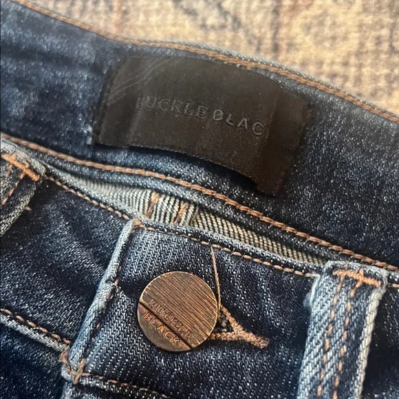 Buckle Dark Wash Distressed Skinny Jeans - Picture 2 of 7